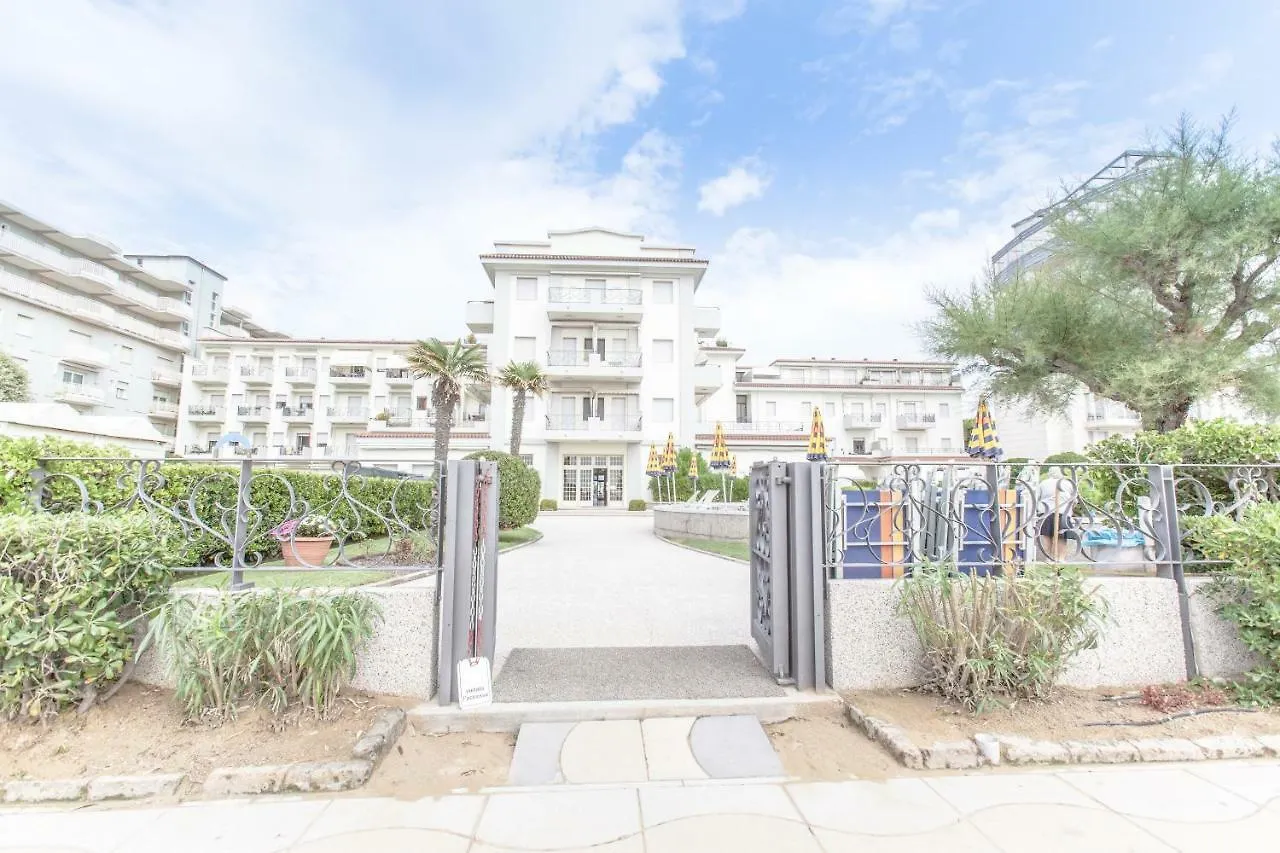 Magica Immobiliare - Bagni Miramare 21 Appartement Lido di Jesolo 0*,  Italië